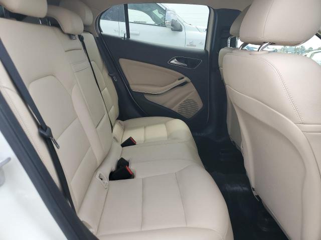 WDCTG4EB8FJ177919 Mercedes-Benz GLA 250