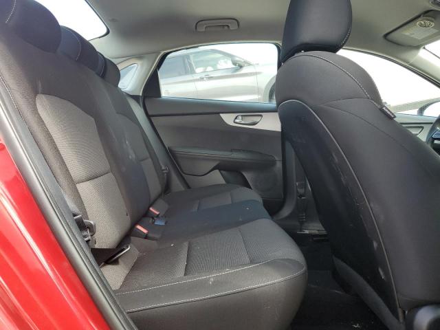 3KPF24AD6PE626375 KIA FORTE LX