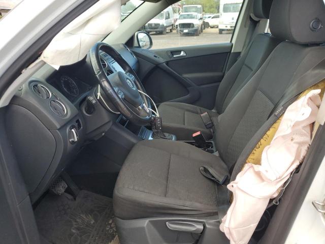 WVGBV7AX7FW581738 Volkswagen 2015