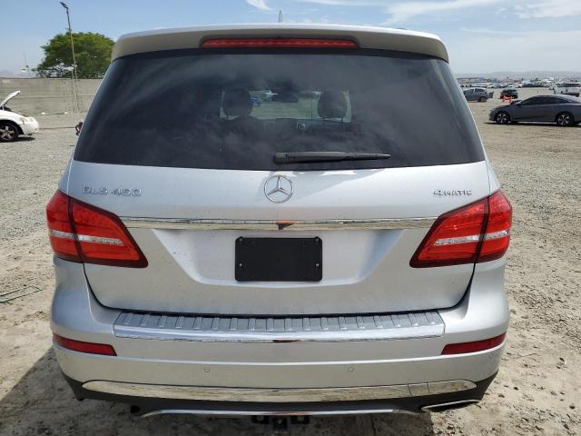 4JGDF6EE4HA884498 Mercedes-Benz m276