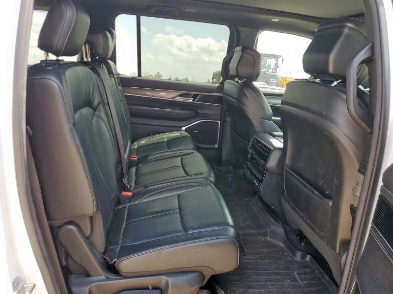 1C4SJVAT6NS214319 Jeep Wagoneer S