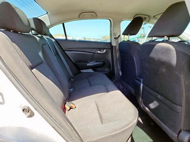 2HGFB2F72FH515981 Honda CIVIC SE