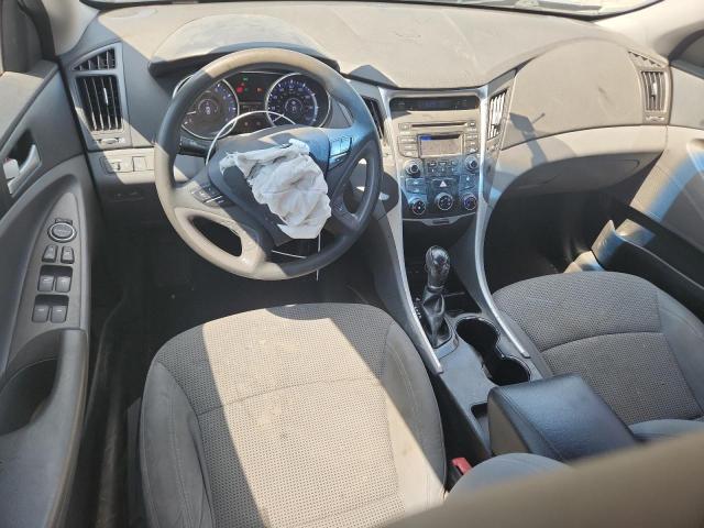 5NPEB4AC2EH872156 Hyundai gamma
