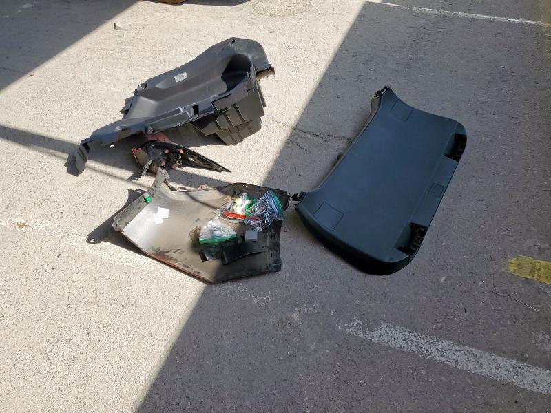 2T3H1RFV6KW010571 Toyota RAV4 LE