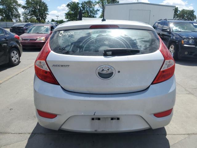 KMHCT5AE5HU348520 Hyundai ACCENT SE