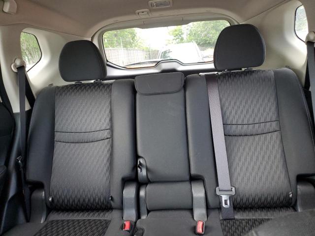 KNMAT2MV9HP584222 Nissan 2017