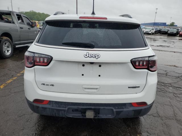 3C4NJDFB1NT153046 Jeep COMPASS LA