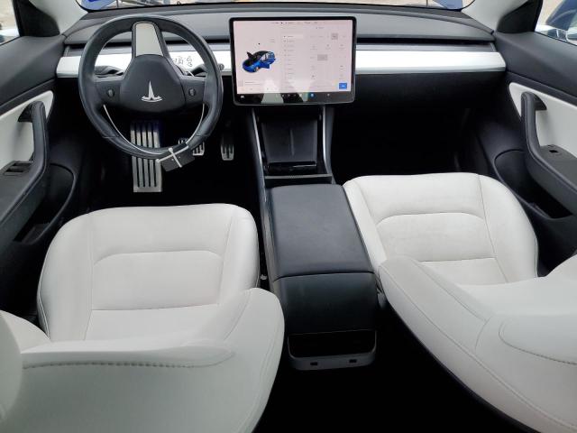 5YJ3E1EB4KF195443 Tesla MODEL 3