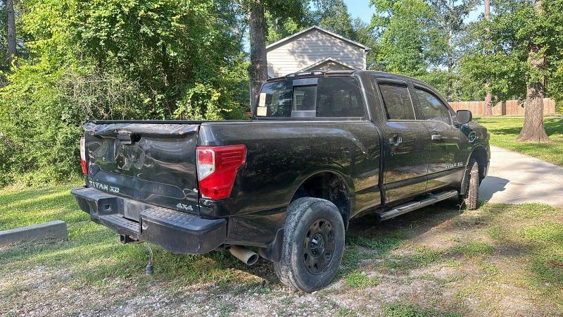 1N6BA1F31HN543799 Nissan 2017