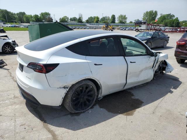 7SAYGAEE8NF378457 Tesla Model Y