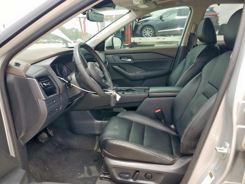 5N1BT3CA0PC738861 Nissan Rogue Sl