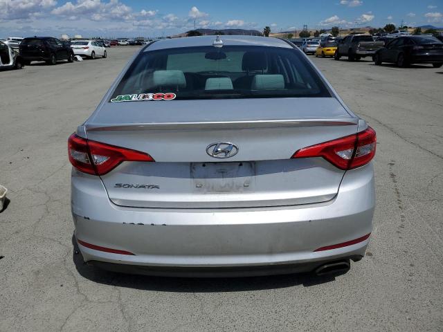 5NPE24AF2HH596186 Hyundai 2017