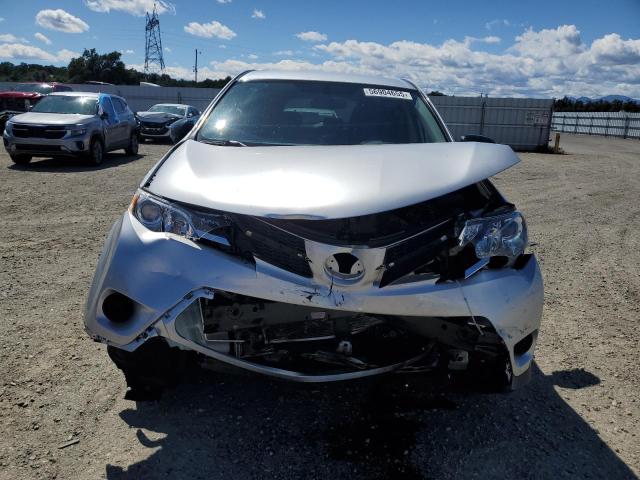 JTMZFREVXFD050503 Toyota RAV4 LE