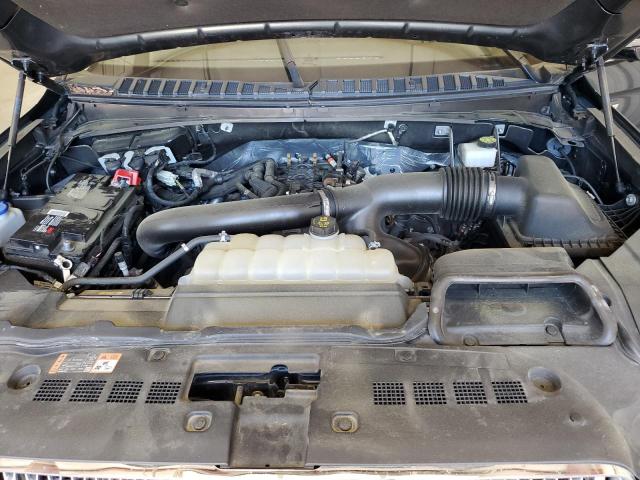 5LMJJ2LT8NEL04053 Lincoln Navigator