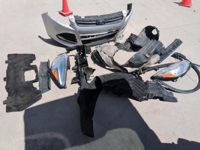 1FMCU0G91GUC59990 Ford ESCAPE SE