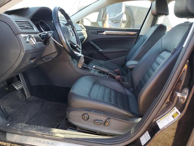 1VWCA7A33JC042705 Volkswagen PASSAT SEL