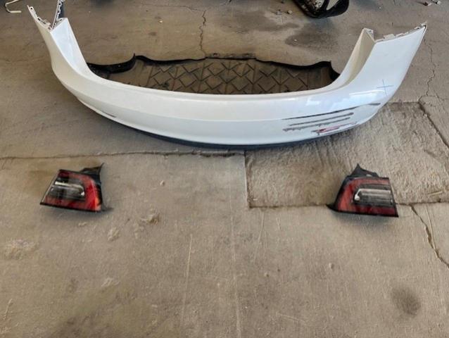 5YJ3E1EA5PF603236 Tesla MODEL 3