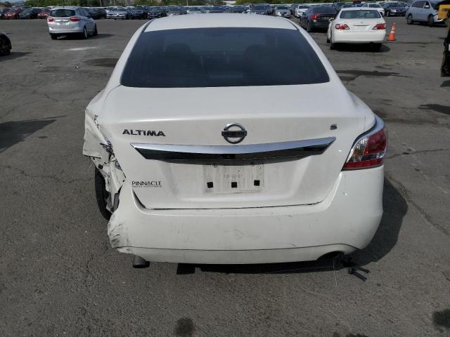 1N4AL3AP0FC570456 Nissan 2015