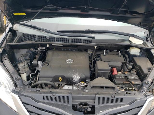 5TDKK3DCXFS541460 Toyota SIENNA LE