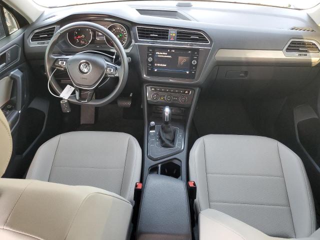 3VV3B7AX4LM067201 Volkswagen TIGUAN SE