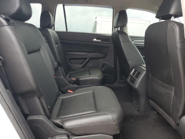 1V2LR2CA3JC552318 Volkswagen 2018