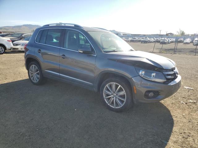 WVGAV3AX0EW555873 Volkswagen 2014