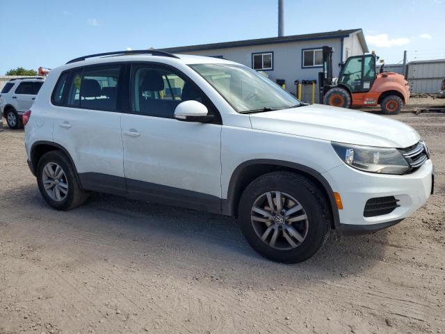WVGBV7AX7FW581738 Volkswagen 2015