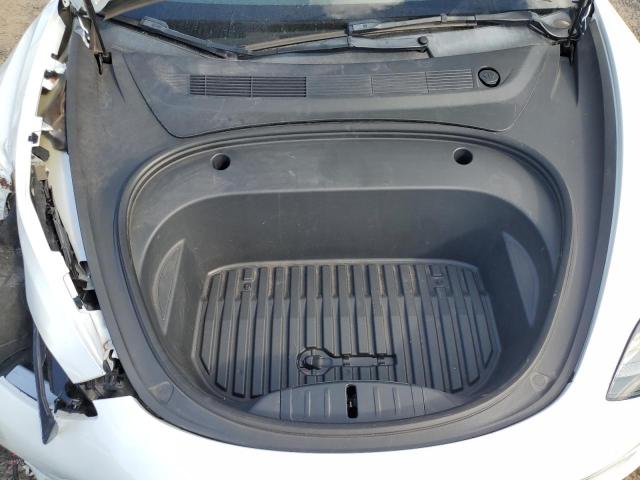 5YJ3E1EA8PF395109 Tesla MODEL 3