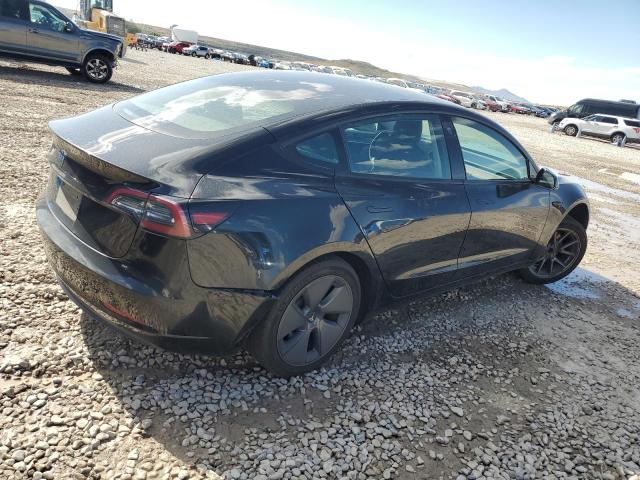 5YJ3E1EAXPF708001 Tesla 2023