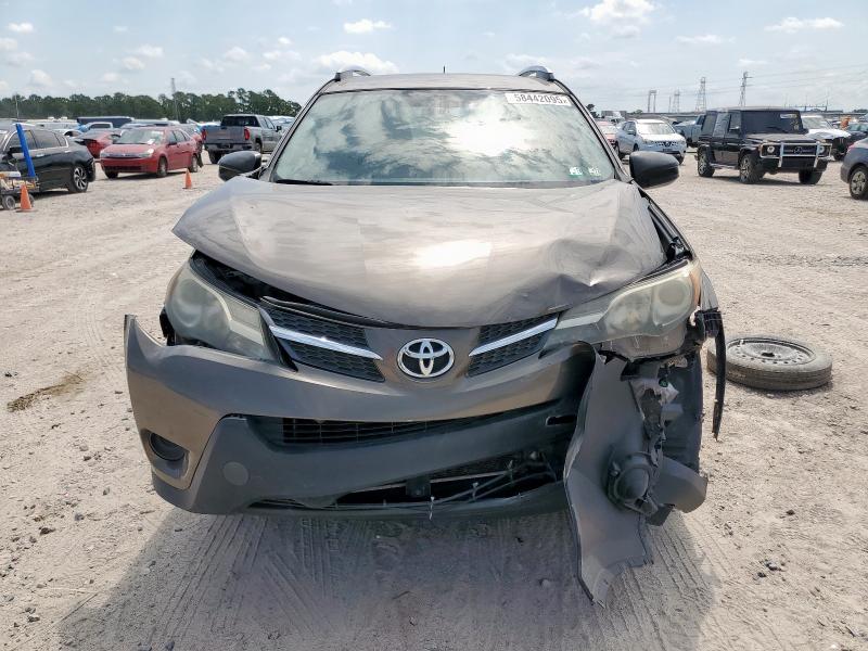 2T3BFREV7FW256298 Toyota RAV4 LE