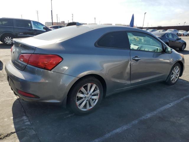 KNAFX6A82G5597871 KIA FORTE EX