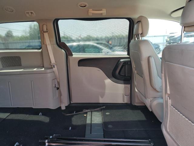 2C4RDGBG2KR637124 Dodge Grand Caravan Se