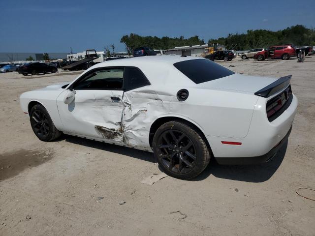 2C3CDZAGXNH151503 Dodge Challenger Sxt