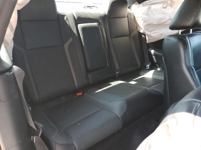 2C3CDZAGXJH229255 Dodge Challenger Sxt