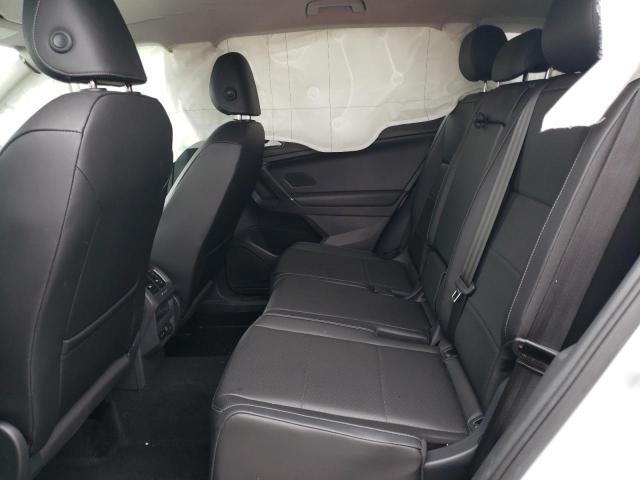3VV2B7AX7JM194193 Volkswagen TIGUAN SE