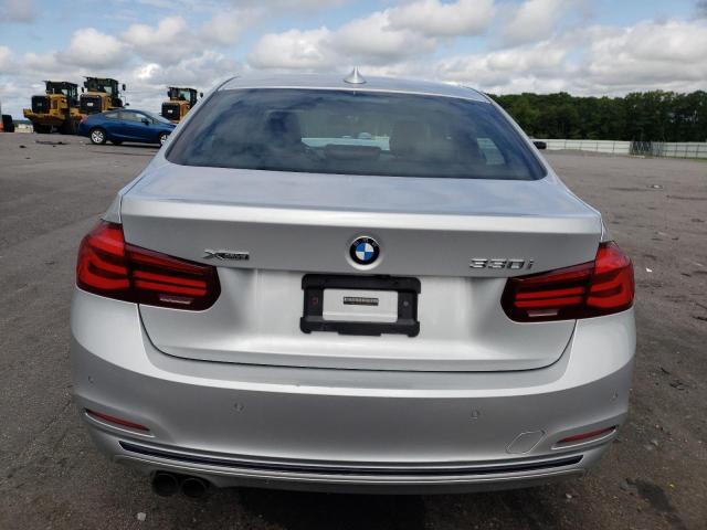 WBA8D9G51JNU72044 BMW 330 XI