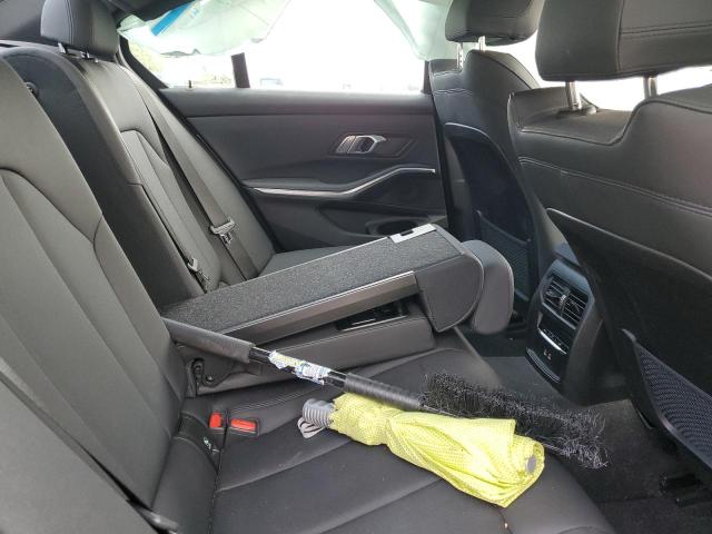 3MW5R7J05M8B93676 BMW 330XI