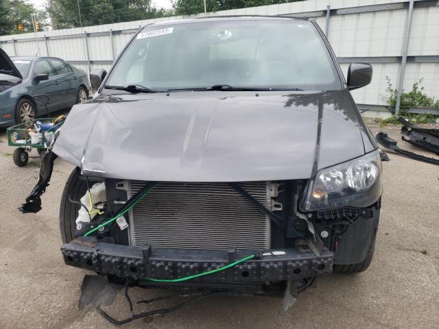 2C4RDGBG3HR615643 Dodge Grand Caravan Se