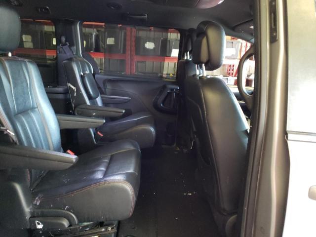 2C4RDGEGXHR671882 Dodge Grand Caravan Gt