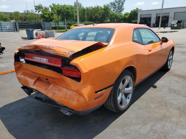 2C3CDYBTXEH158182 Dodge Challenger R/t
