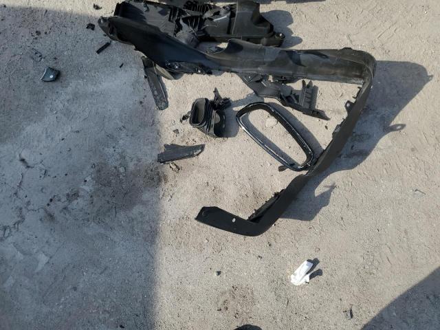WBA8A9C56HK619775 BMW 320 I