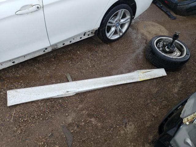 WBA8D9C52JEM33775 BMW 330 XI