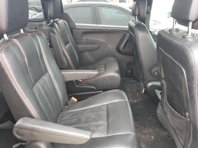2C4RDGEG6JR343929 Dodge Grand Caravan Gt