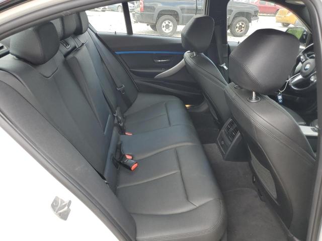WBA8D9C50JEM33919 BMW 330 XI