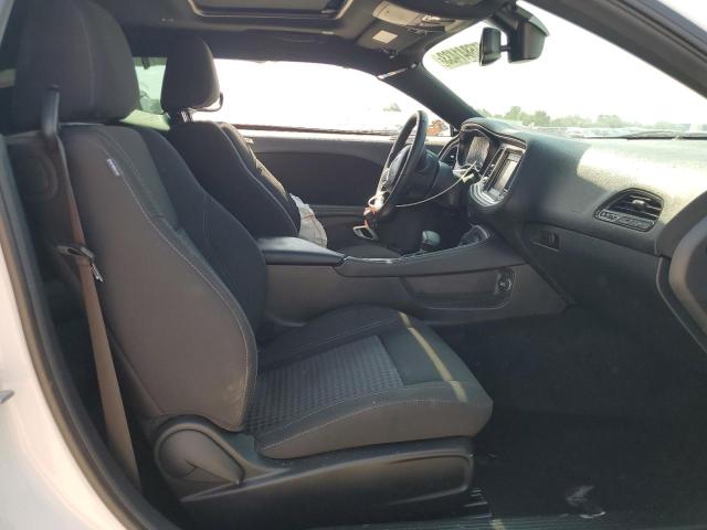 2C3CDZAGXNH151503 Dodge Challenger Sxt
