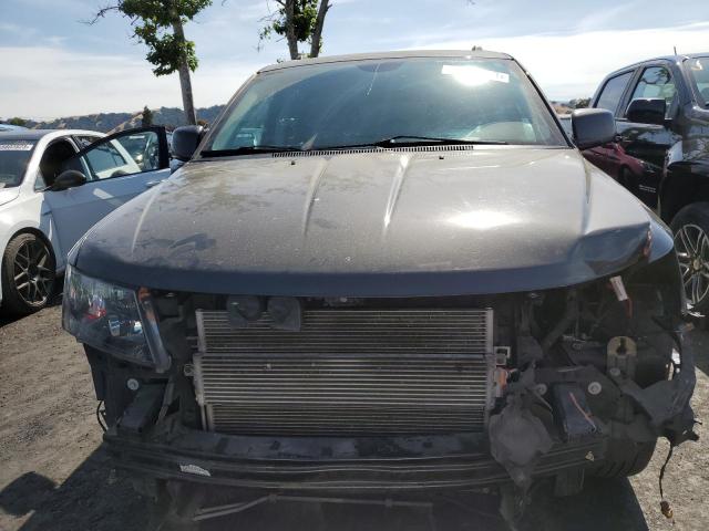 3C4PDCGB7JT216525 Dodge Journey Crossroad