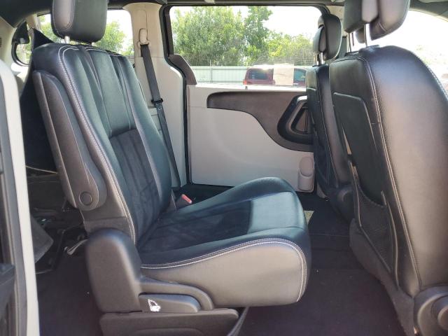 2C4RDGCGXJR256246 Dodge Grand Caravan Sxt