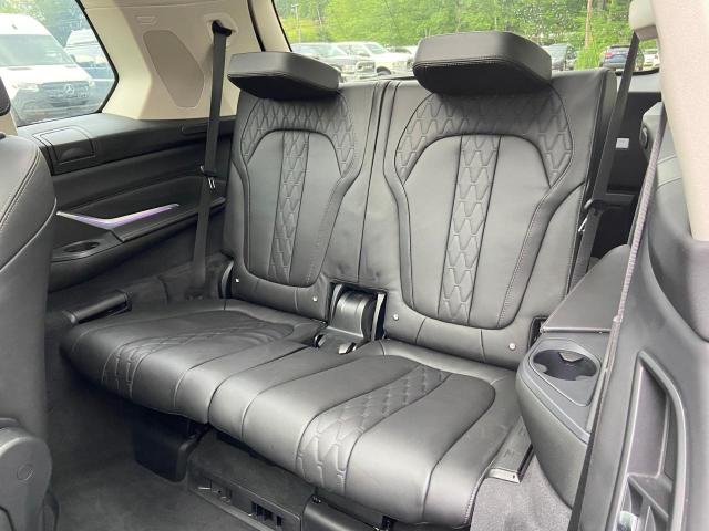 5UXCW2C52KL085986 BMW X7 Xdrive40i