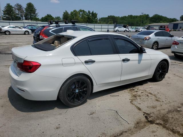 WBA8E5G52HNU41269 BMW 320 XI
