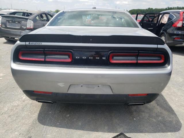 2C3CDZAG8JH128070 Dodge Challenger Sxt